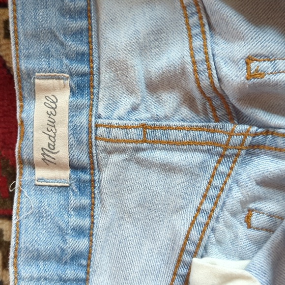 Madewell perfect summer jean size 26 light wash, GUC - Picture 3 of 4